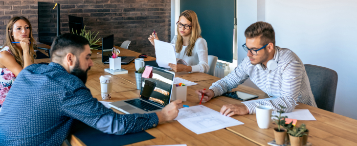 Ev Dekorasyonunda 2025 Trendleri: Modern ve Fonksiyonel Mobilyalar